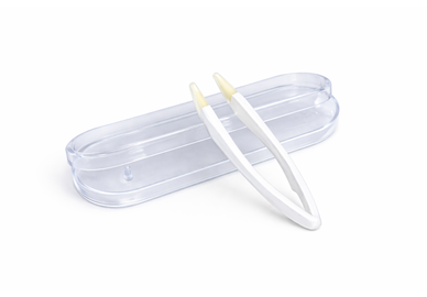 Pinzeta na kontaktní čočky - bílá v pouzdře